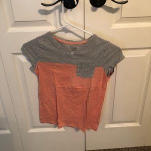 pink and gray top